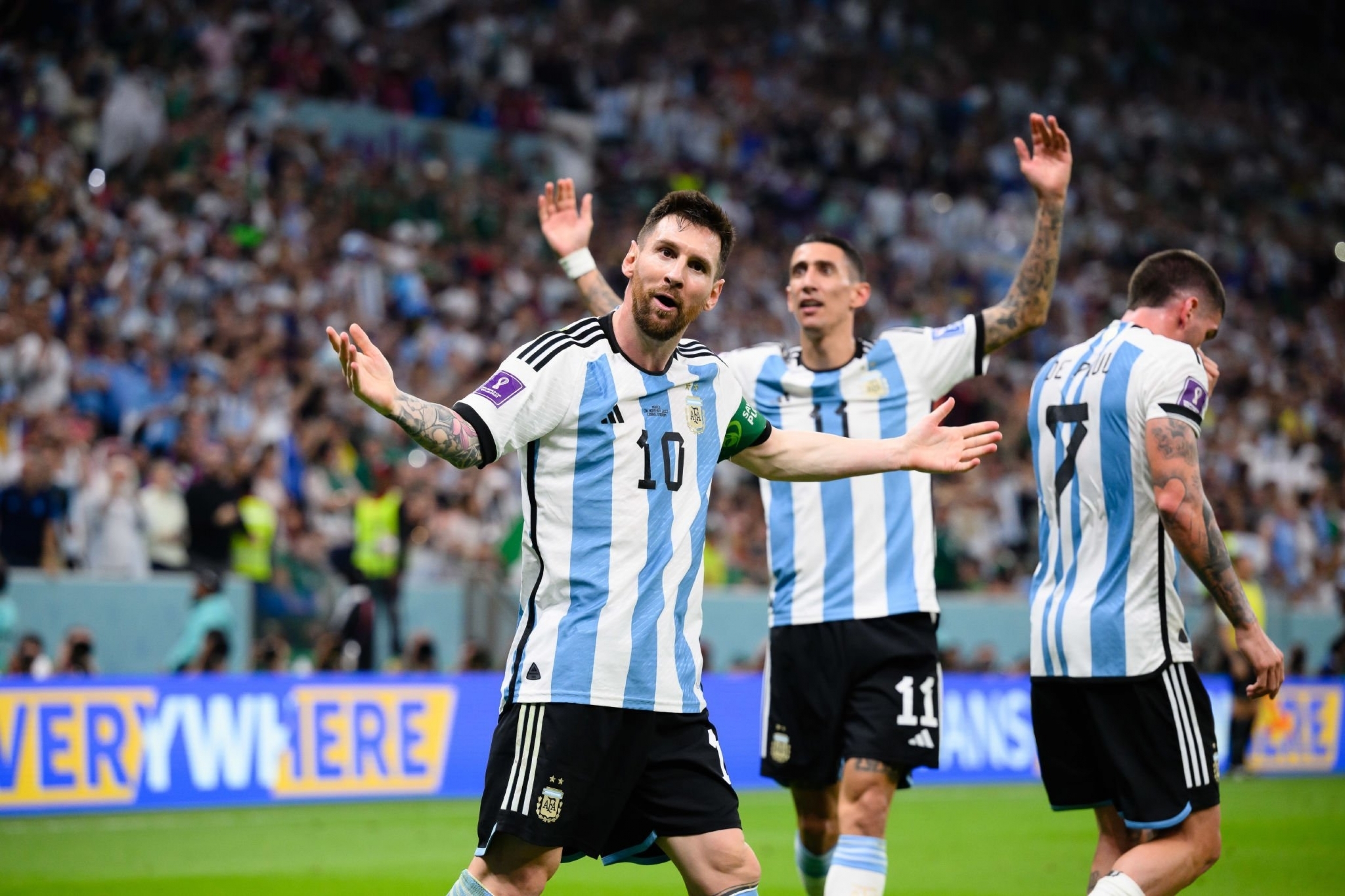 Leo Messi Cho những thanh âm cuối cùng 2 Leo Messi Cho những thanh âm cuối cùng 2