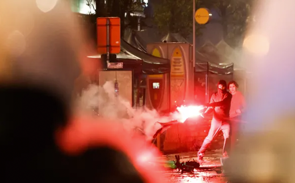 Bạo loạn ở Bỉ khi ĐT quốc gia thua Morocco 3