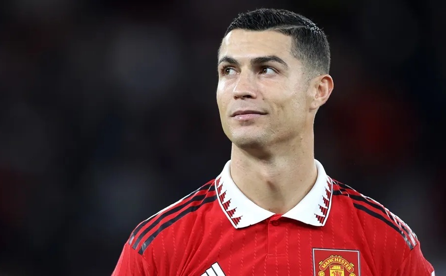 Điểm tin bóng đá tối 3011 Ronaldo nhận lương kỷ lục ở bến đỗ mới 1 Điểm tin bóng đá tối 3011 Ronaldo nhận lương kỷ lục ở bến đỗ mới 1