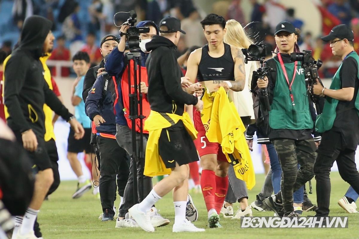 doan Van Hau Marco Reus Viet Nam vs Dortmund 30/11