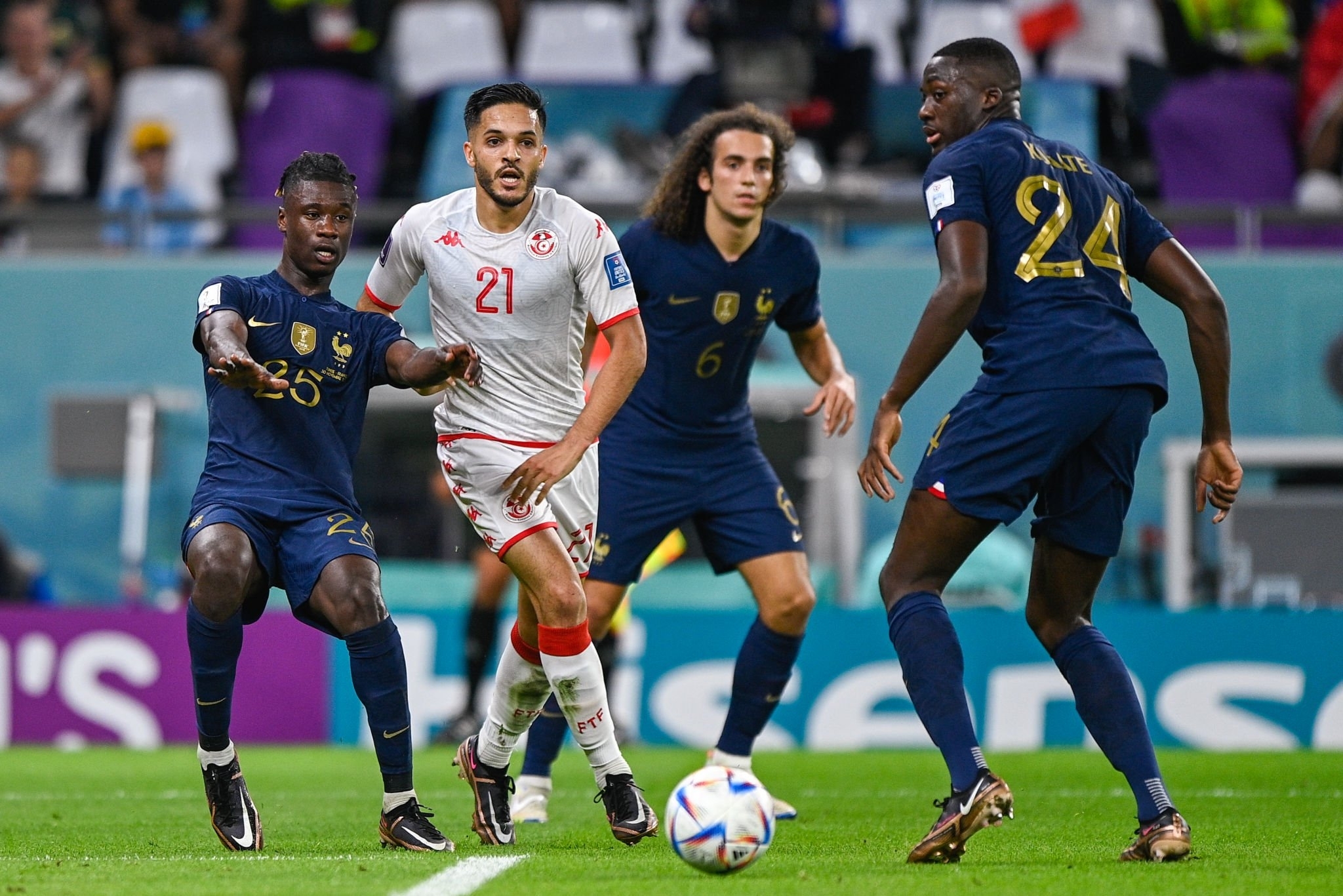 Tunisia 1-0 Pháp Phép thử thất bại của Didier Deschamps 5 Tunisia 1-0 Pháp Phép thử thất bại của Didier Deschamps 5