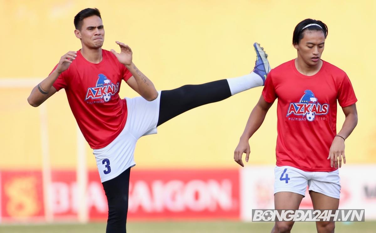 Dàn sao Philippines làm quen sân Hàng Đẫy Dan sao Philippines lam quen san Hang day