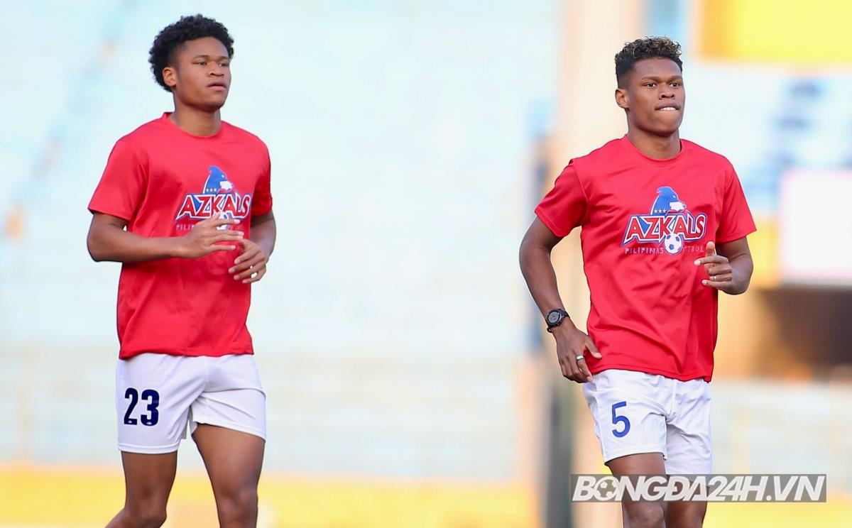 Dàn sao Philippines làm quen sân Hàng Đẫy Dan sao Philippines lam quen san Hang day