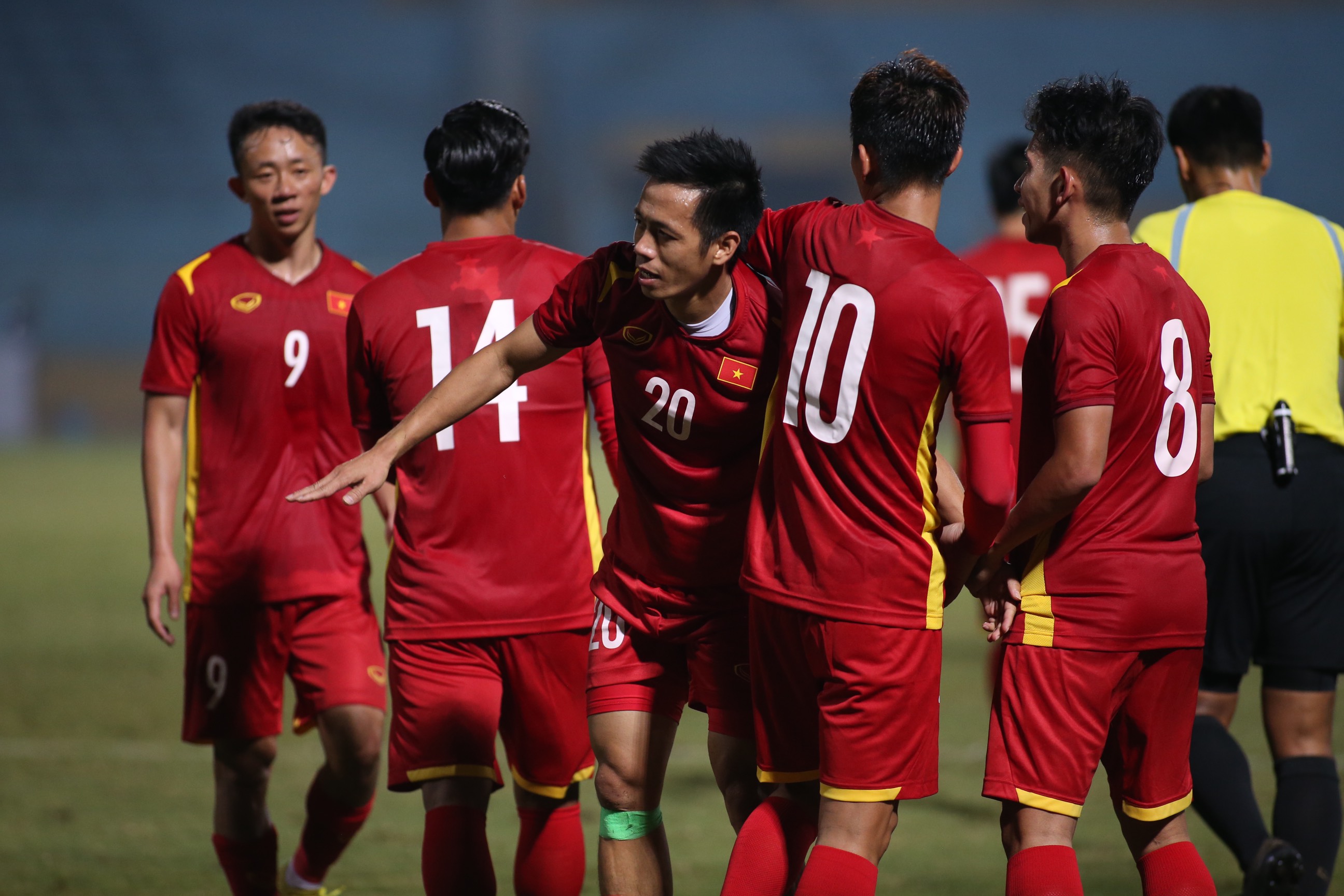 Thấy gì sau trận thắng nhọc của ĐT Việt Nam trước Philippines 1 Thấy gì sau trận thắng nhọc của ĐT Việt Nam trước Philippines 1