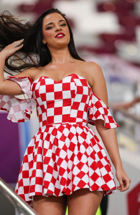 Nhan sắc CĐV quyến rũ nhất World Cup 2022 3