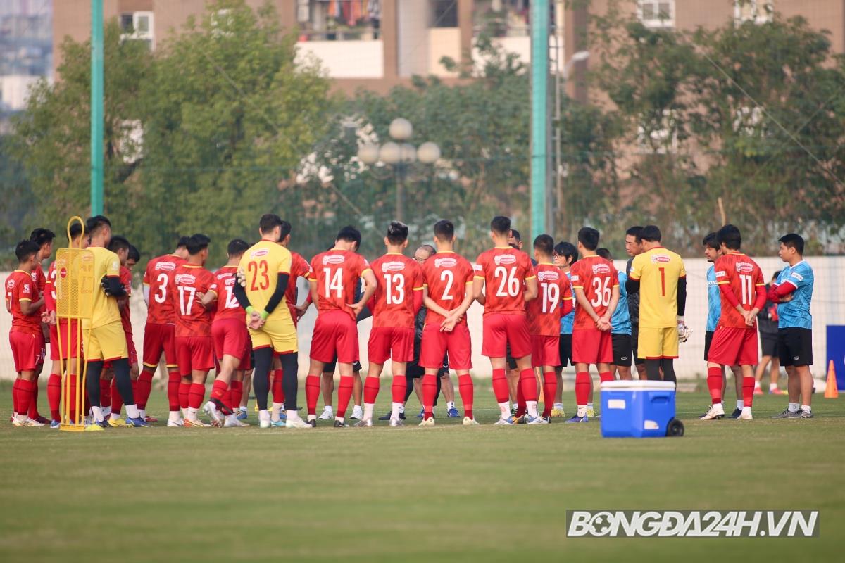 ĐT Việt Nam vắng 2 cầu thủ trong buổi tập cuối trước ngày sang Lào 7