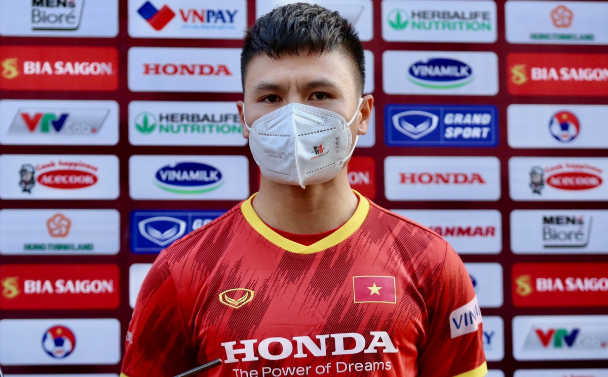 Quang Hai chu dong xin du AFF Cup