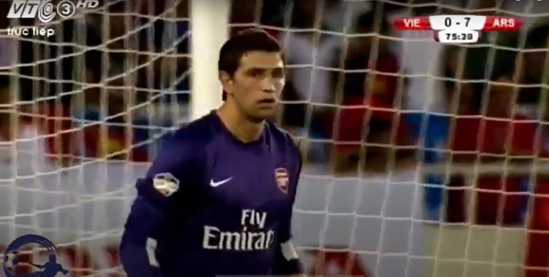 Emiliano Martinez từng thủng lưới trước ĐT Việt Nam 1