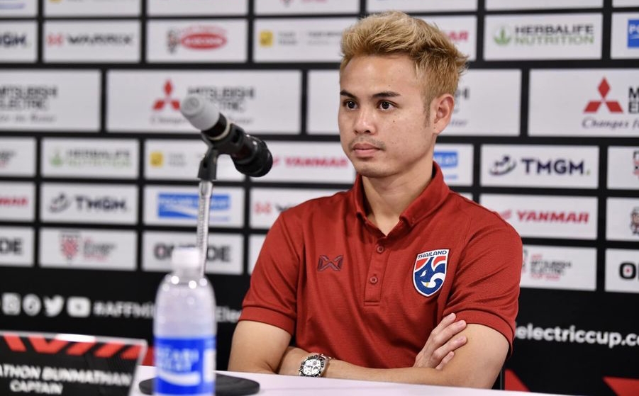 Theerathon Bunmathan tự tin trước lời nguyền sân Bukit Jalil 1 Theerathon Bunmathan tự tin trước lời nguyền sân Bukit Jalil 1