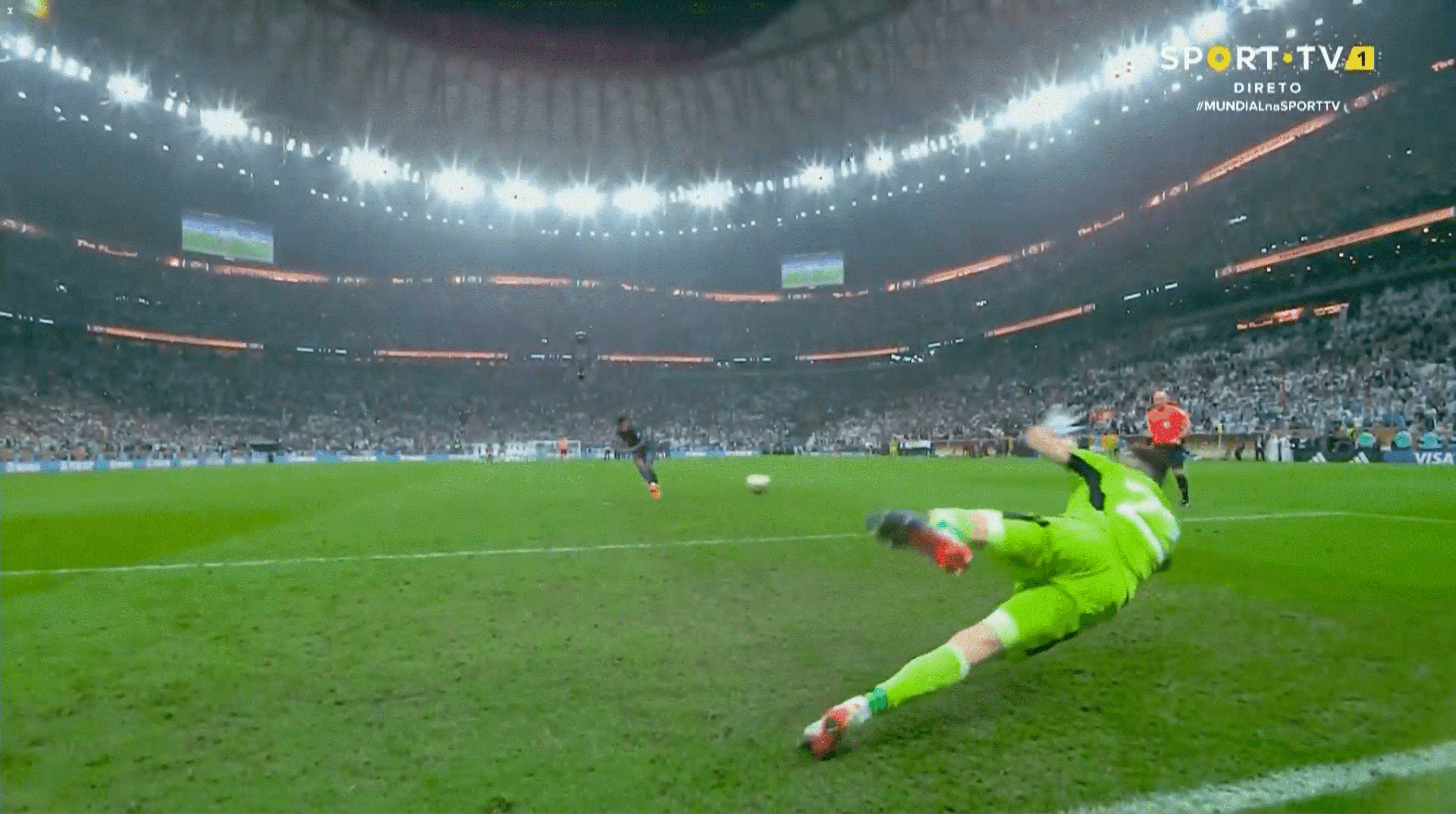 Bản lĩnh và kỹ năng của Emiliano Martinez 9