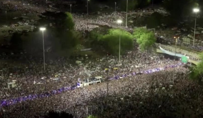 bien-nguoi-argentina-1484-1671518712 bien-nguoi-argentina-1484-1671518712