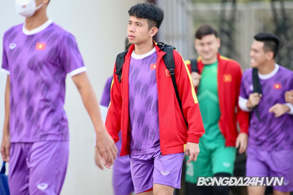 Hong Duy trong buoi tap chieu 24/12