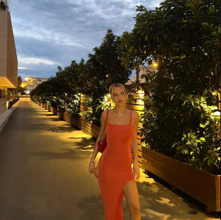 Con gái Pep Guardiola khoe cơ thể tuyệt đẹp 3 Con gái Pep Guardiola khoe cơ thể tuyệt đẹp 3