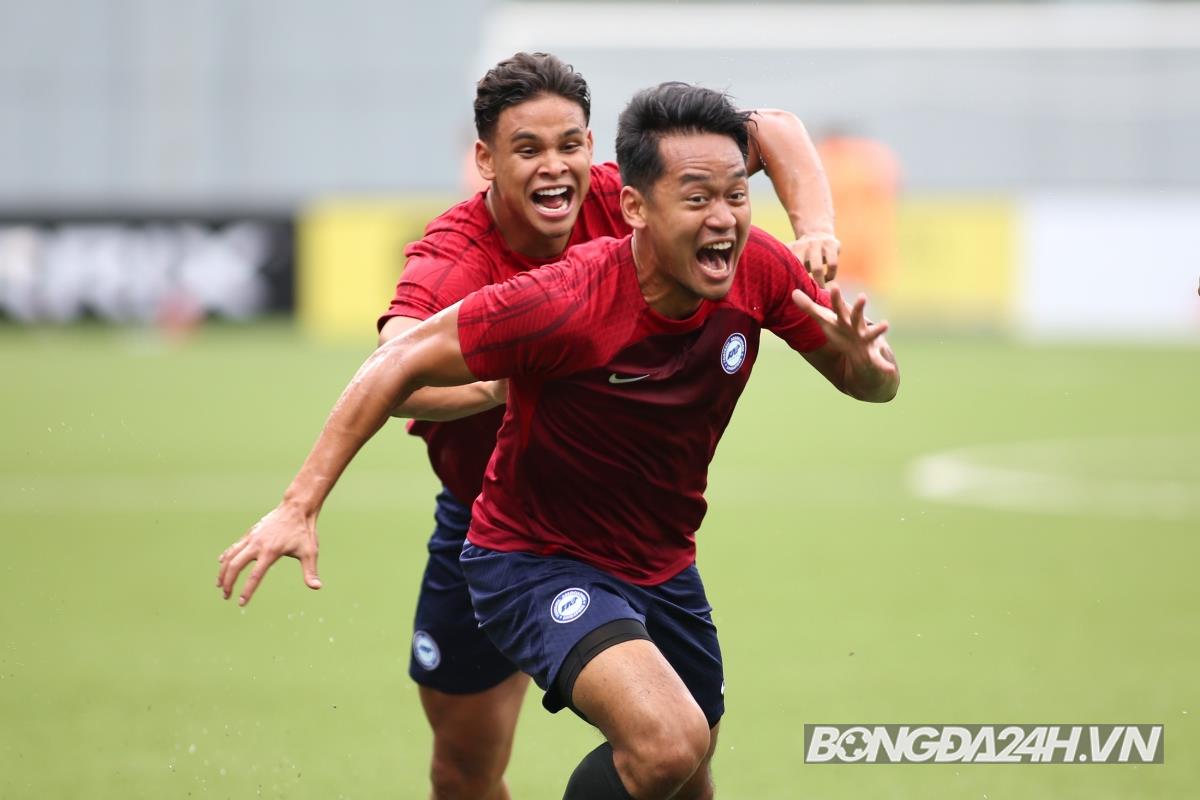 Singapore tập đuổi bắt trước đại chiến Việt Nam 6 Singapore tập đuổi bắt trước đại chiến Việt Nam 6