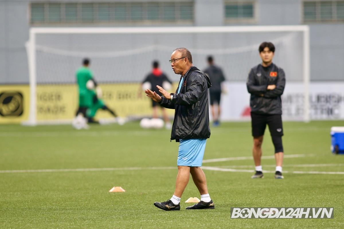 Đoàn Văn Hậu trầm ngâm trước trận đấu với Singapore 3