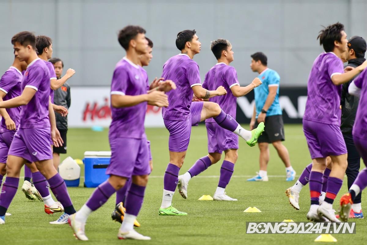 Đoàn Văn Hậu trầm ngâm trước trận đấu với Singapore 1