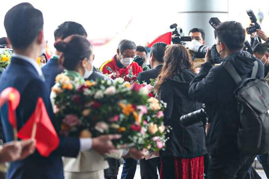 Mai Đức Chung ĐT nữ Việt Nam Mai Đức Chung ĐT nữ Việt Nam