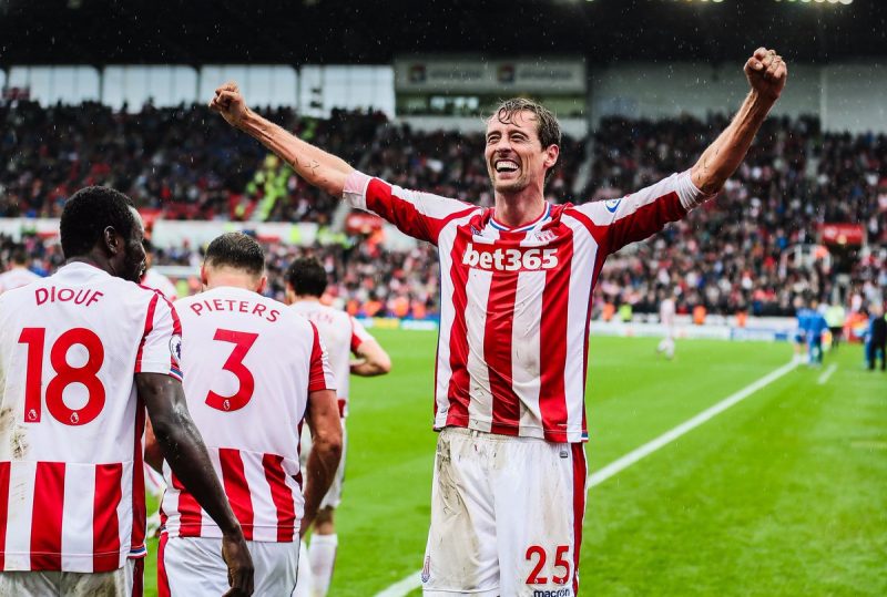 Peter Crouch: Câu chuyện về kỷ lục gia đánh đầu ở Premier League
