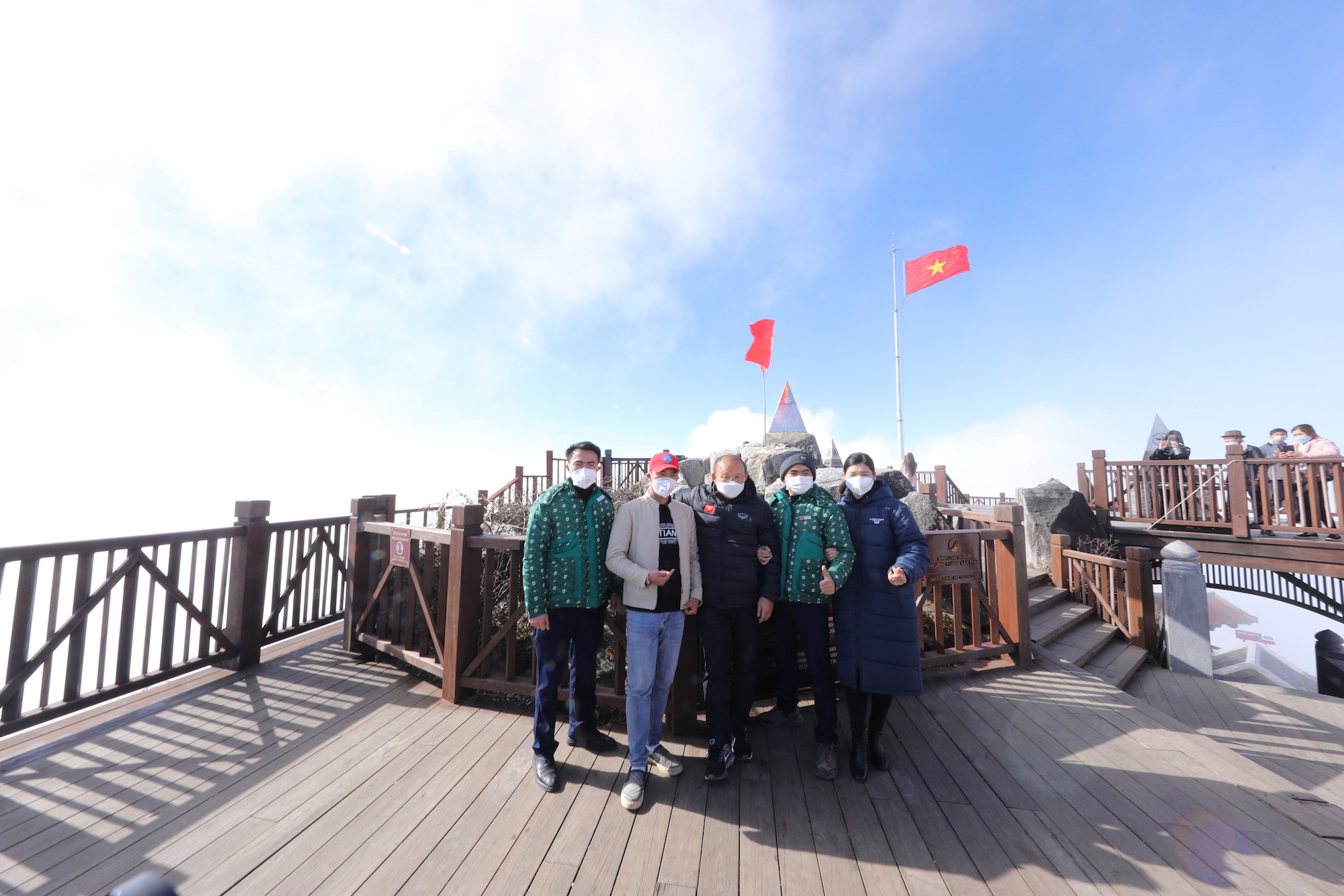 HLV Park Hang Seo đưa vợ đi du lịch Sapa HLV Park Hang Seo đưa vợ đi du lịch Sapa