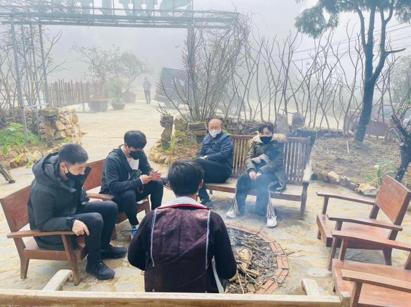 HLV Park Hang Seo đưa vợ đi du lịch Sapa HLV Park Hang Seo đưa vợ đi du lịch Sapa