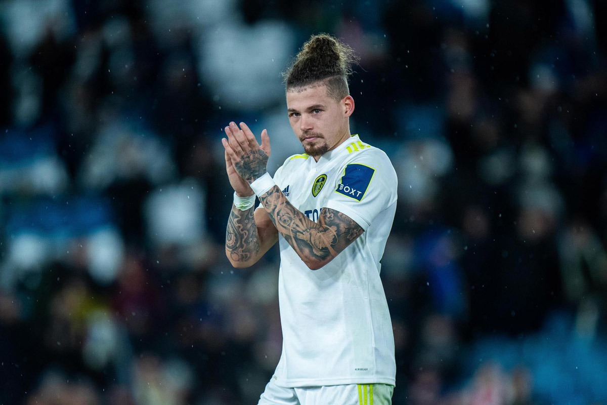 Kalvin Phillips Đôi chân ma thuật của sân Elland Road 1 Kalvin Phillips Đôi chân ma thuật của sân Elland Road 1