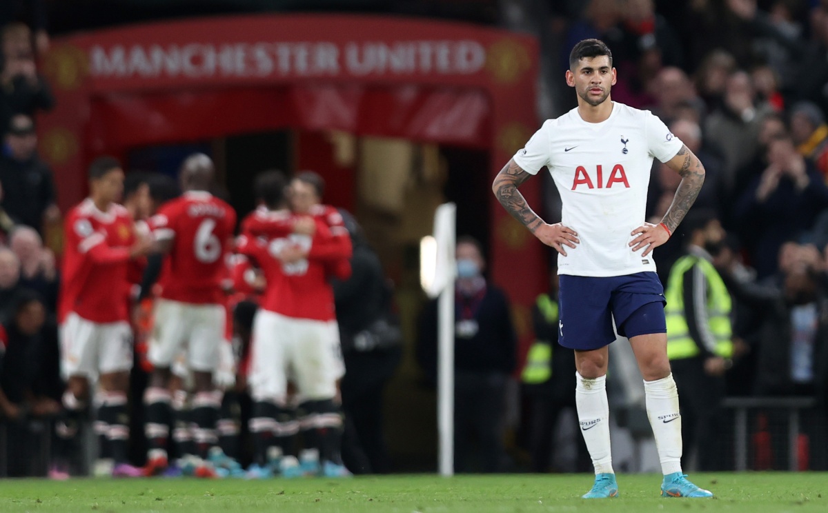 Romero chế nhạo Maguire sau pha phản lưới