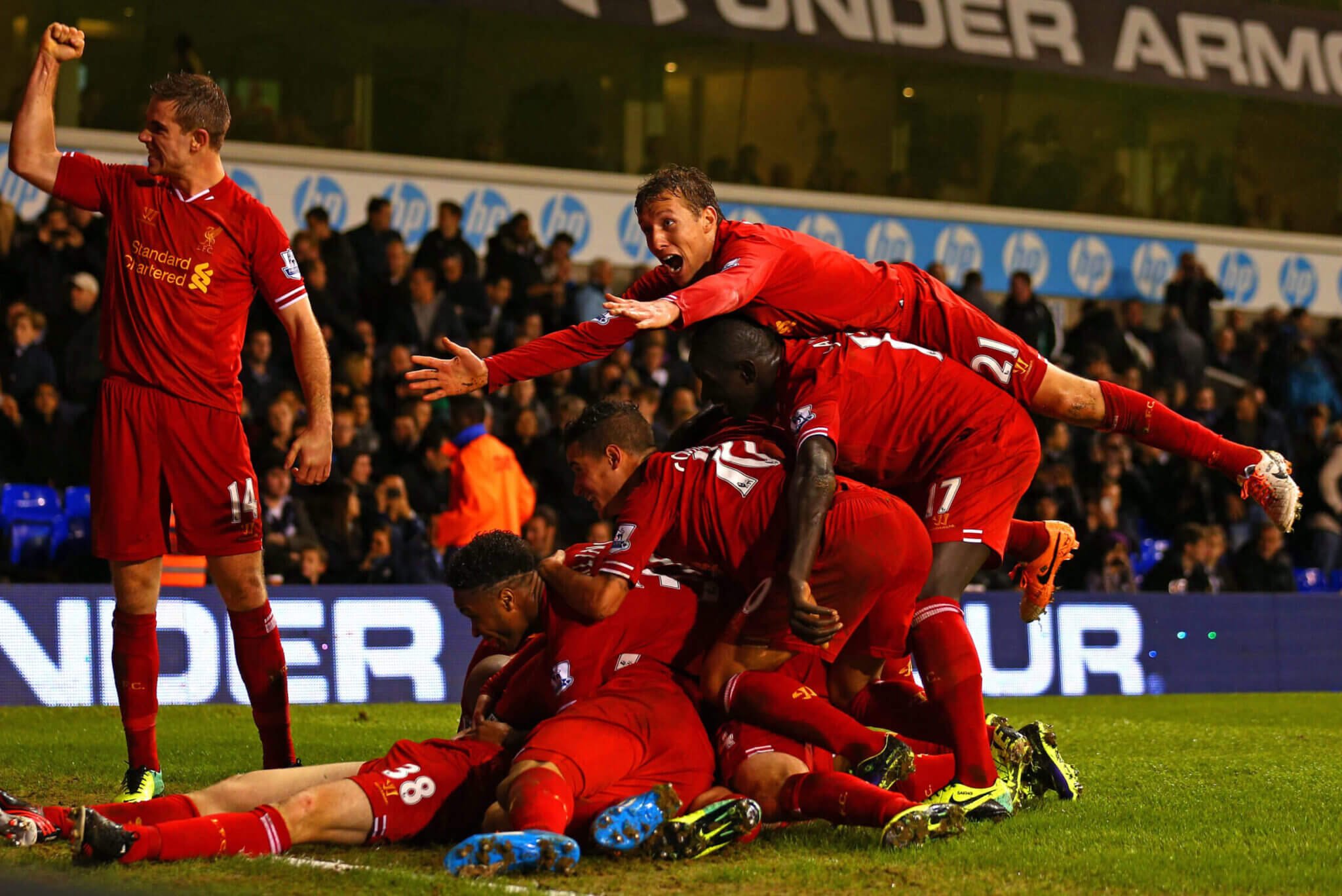 Lucas Leiva: Khi trái tim vẫn luôn có một màu đỏ của Anfield