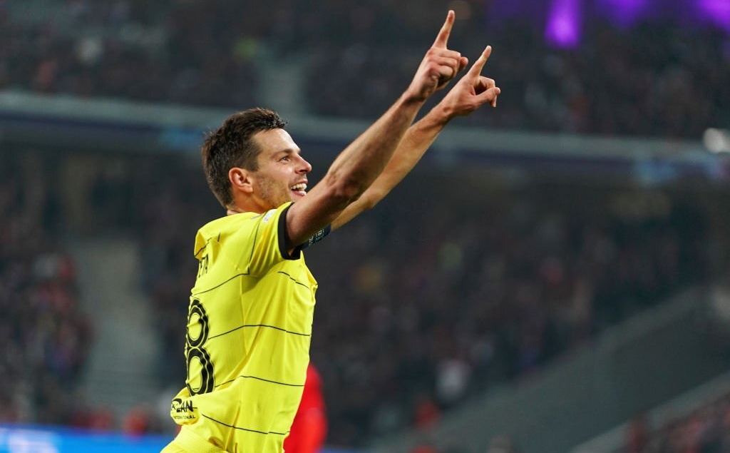 Cesar Azpilicueta vui mừng sau khi vào tứ kết C1 hình ảnh Cesar Azpilicueta vui mừng sau khi vào tứ kết C1 hình ảnh