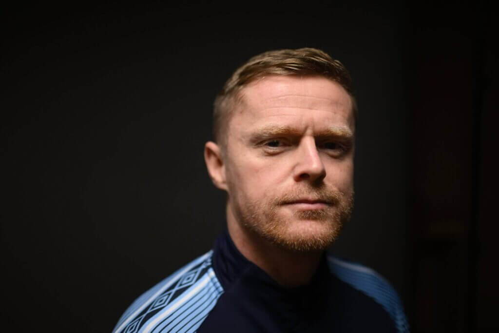 Con đường làm HLV đầy gian nan của Damien Duff