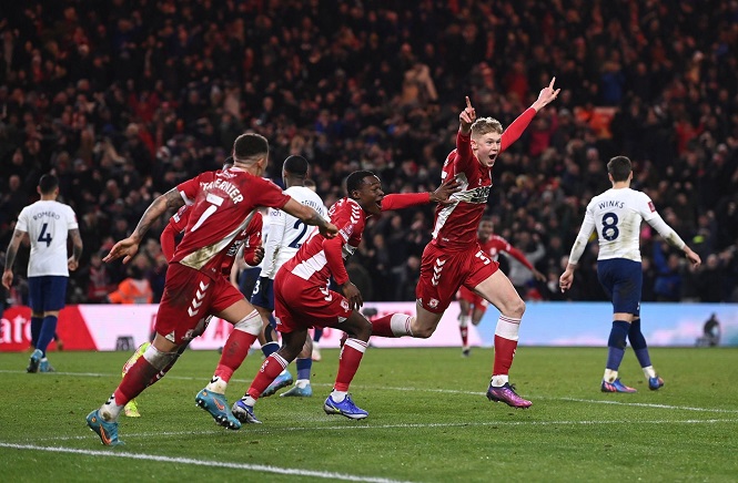 Middlesbrough đánh bại Tottenham 1-0 Middlesbrough đánh bại Tottenham 1-0
