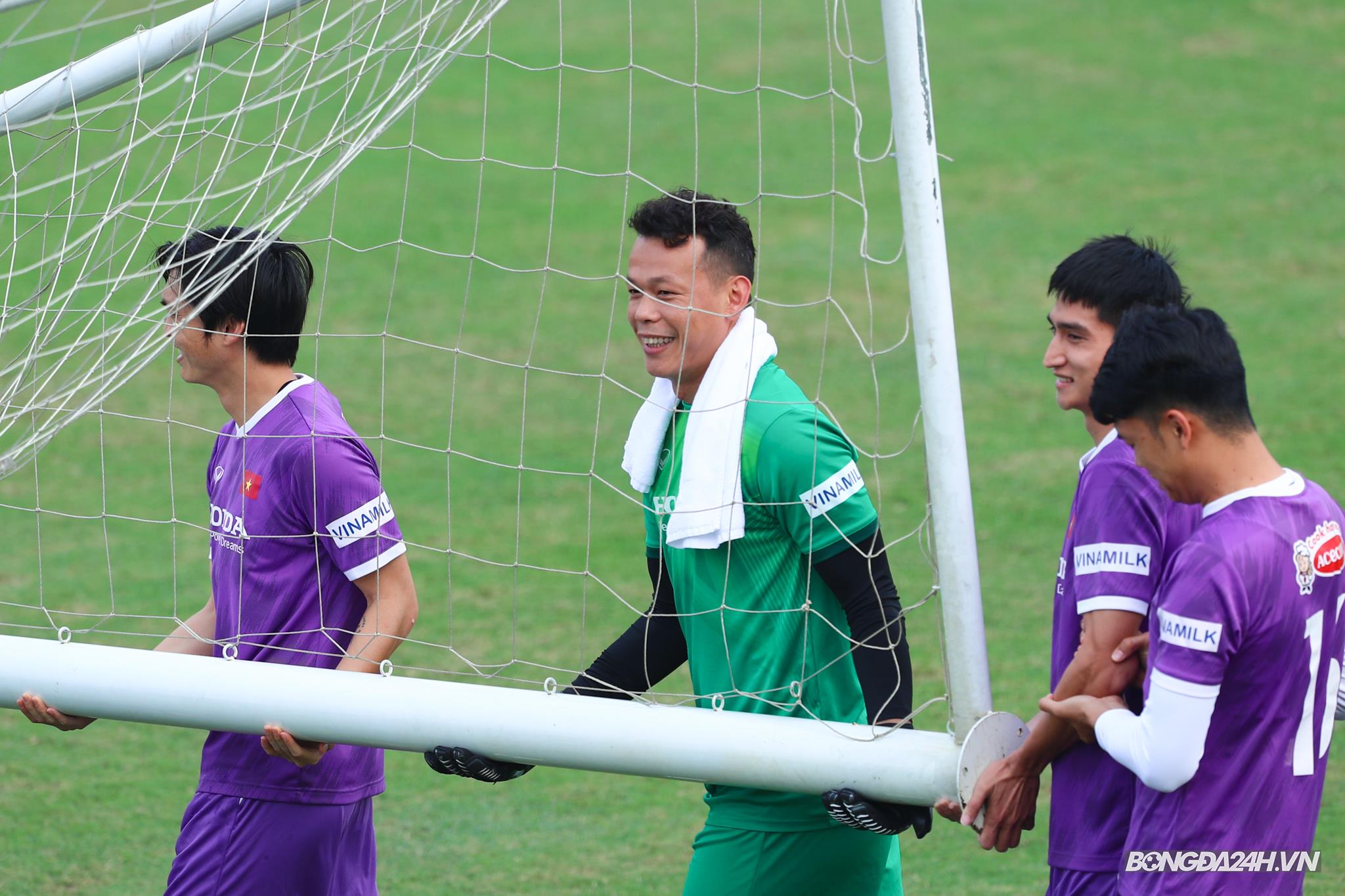 Bùi Tấn Trường ĐT Việt Nam Bùi Tấn Trường ĐT Việt Nam