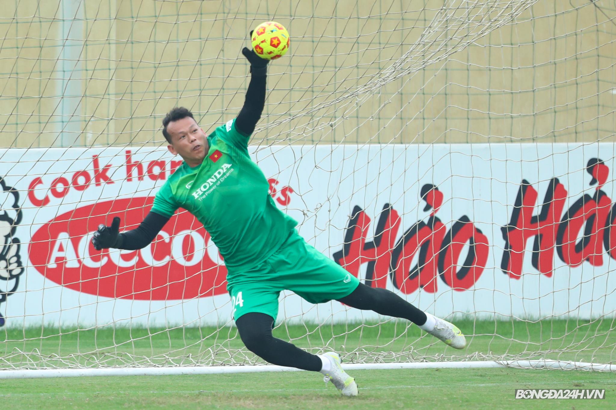 Bùi Tấn Trường ĐT Việt Nam Bùi Tấn Trường ĐT Việt Nam