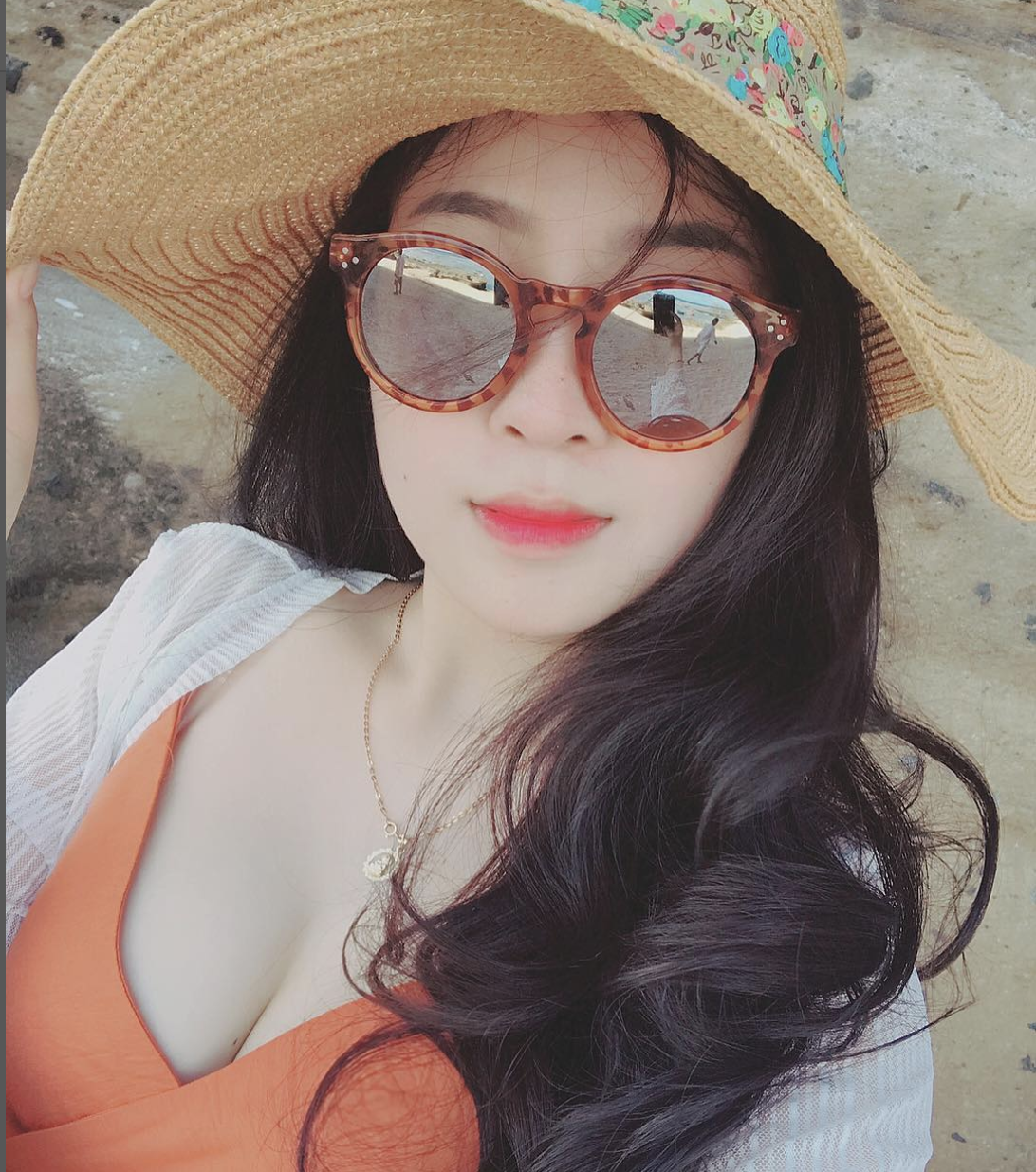 Bạn gái Hồng Duy Ảnh: FBNV