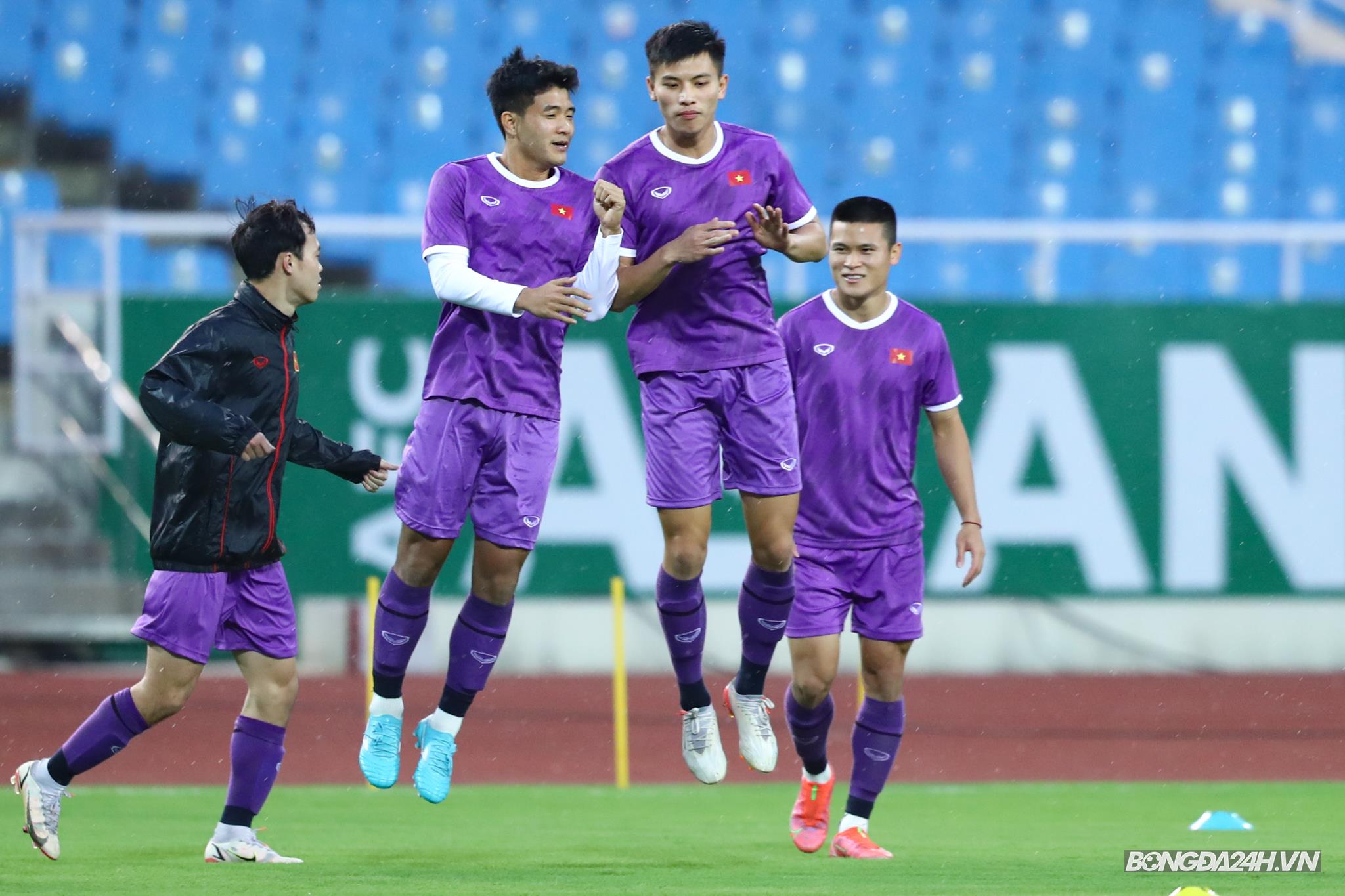 Hà Đức Chinh Thanh Bình ĐT Việt Nam Hà Đức Chinh Thanh Bình ĐT Việt Nam