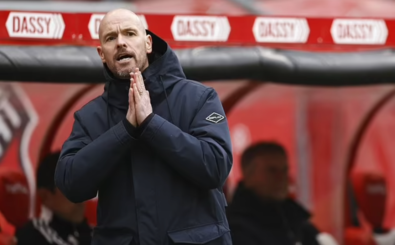 Erik Ten Hag từng thất bại trong cuộc đua giành ghế huấn luyện Tottenham