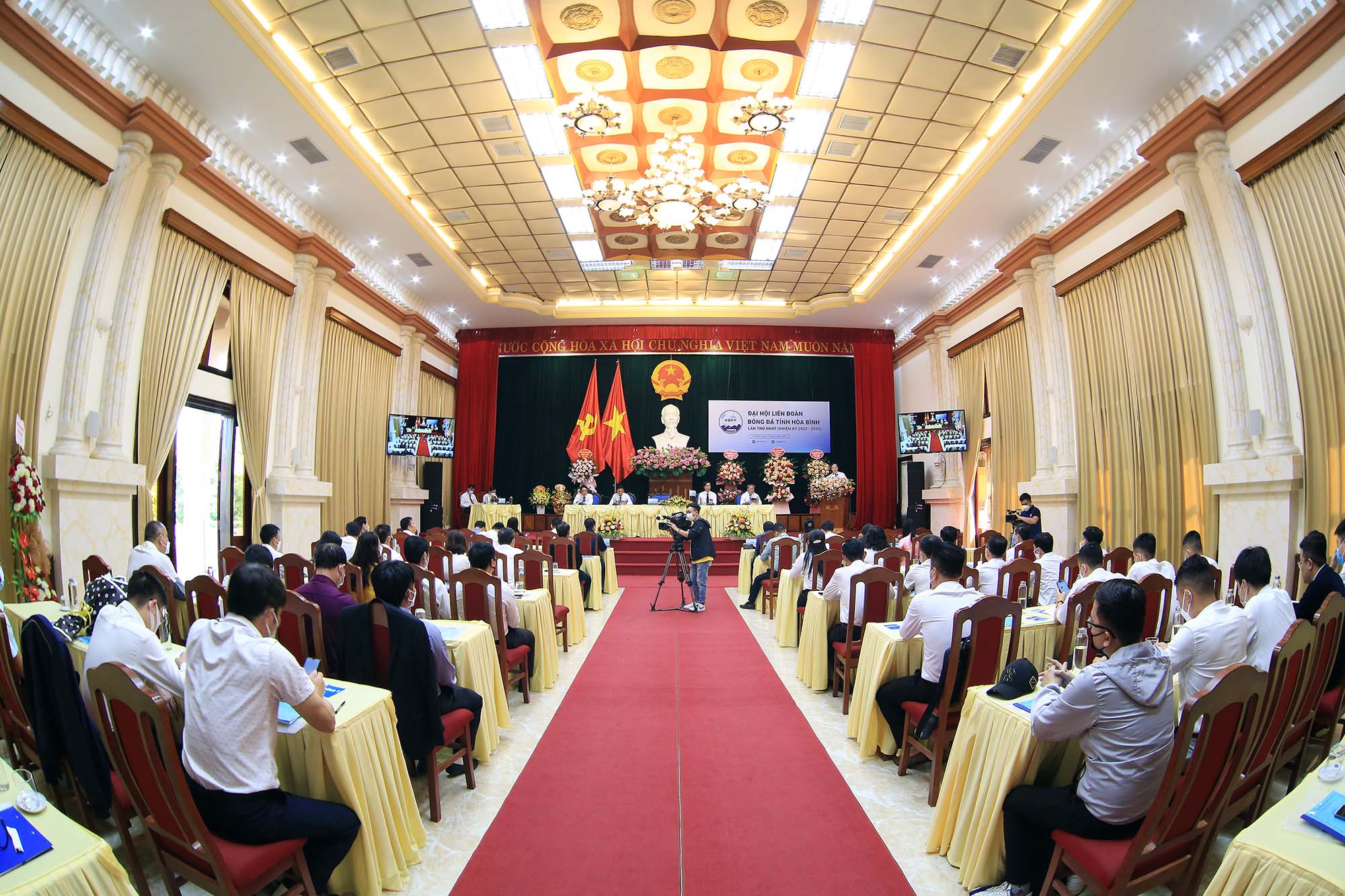 Hòa Bình quyết tâm làm bóng đá chuyên nghiệp bài bản từ gốc