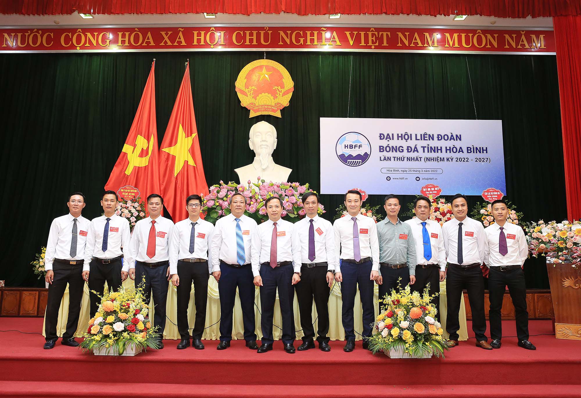 Hòa Bình quyết tâm làm bóng đá chuyên nghiệp bài bản từ gốc