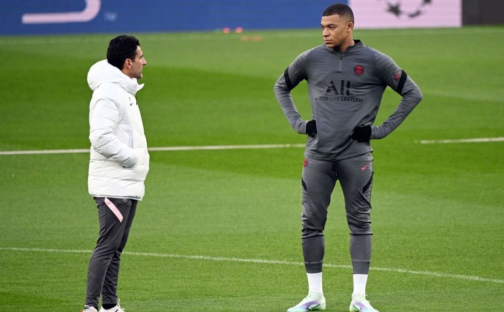 Carlo Ancelotti Bernabeu sẽ chào đón Mbappe hình ảnh