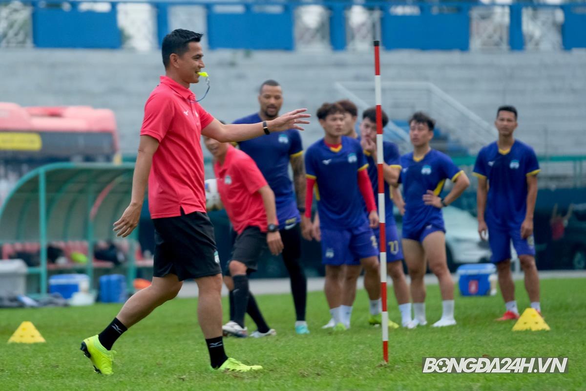 Buổi tập của HAGL trước trận ra quân AFC Champions League