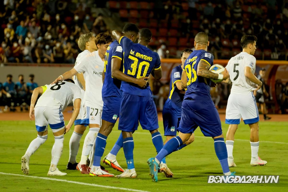 HAGL vs Yokohama 16/4