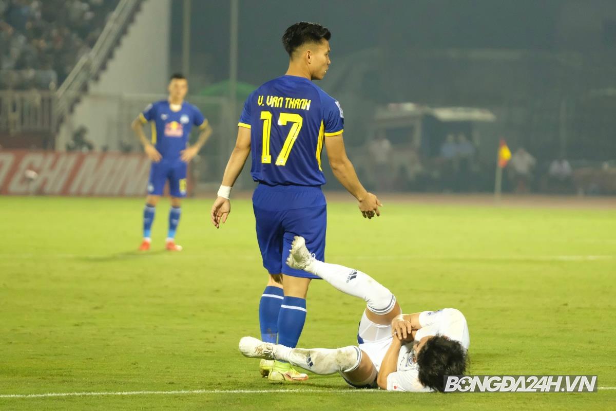 Văn Thanh HAGL vs Yokohama 16/4