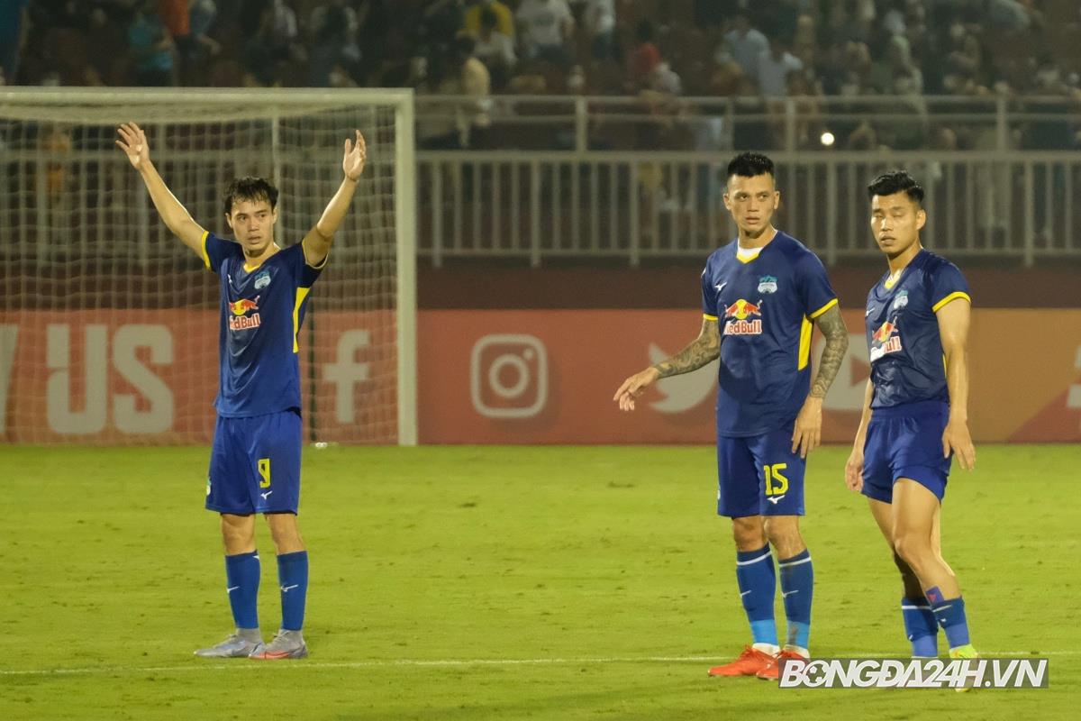 Cầu thủ HAGL tri ân khán giả Thống Nhất vs Yokohama 16/4