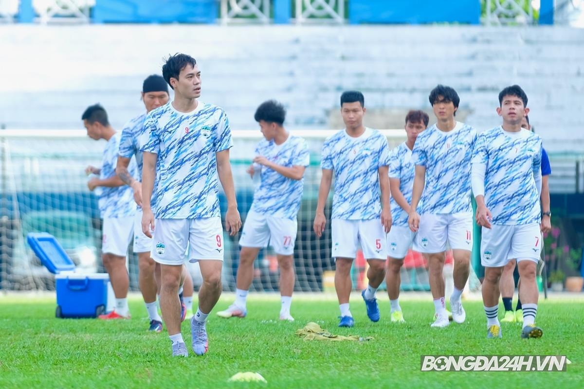 Văn Toàn luyện tập chiều 21/4