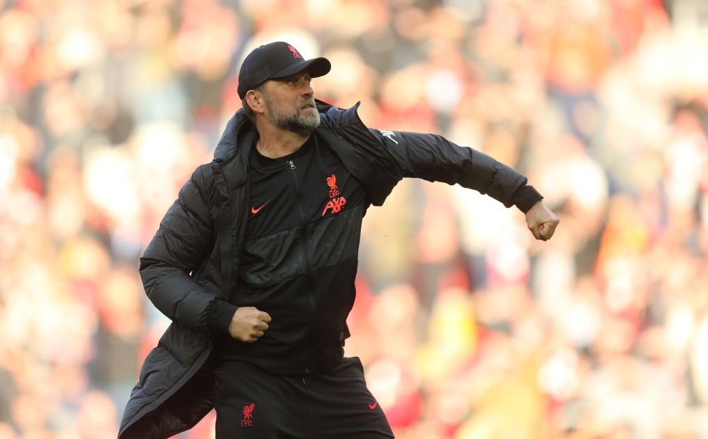 Jurgen Klopp vui mừng khi thắng Everton