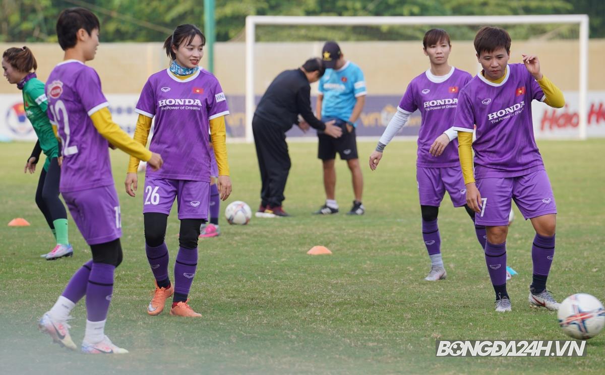 ĐT nữ Việt Nam tập chiến thuật ngày 5/4 ĐT nữ Việt Nam tập chiến thuật ngày 5/4