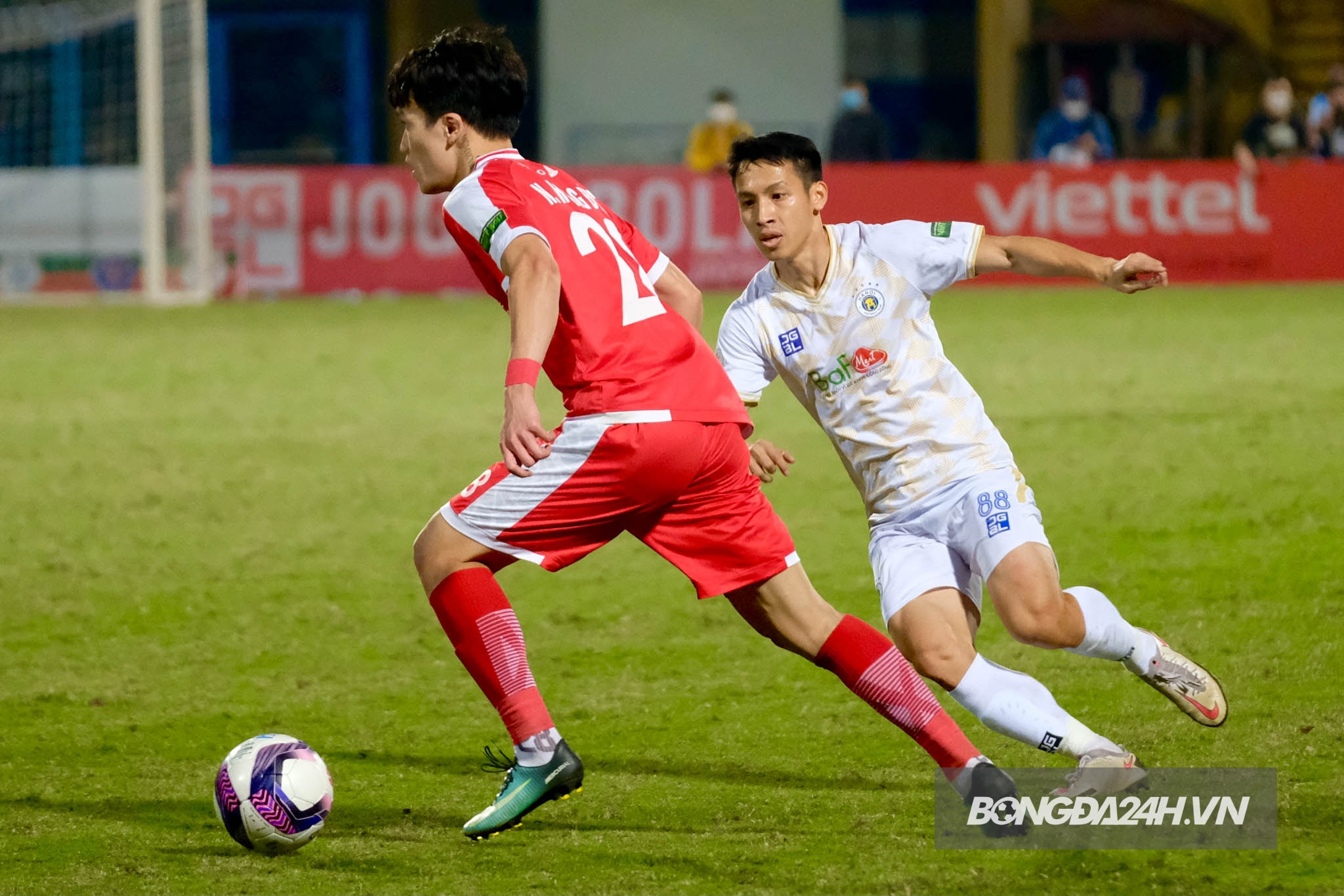 Vòng 24 V-League 2022 Tâm điểm Hàng Đẫy 1