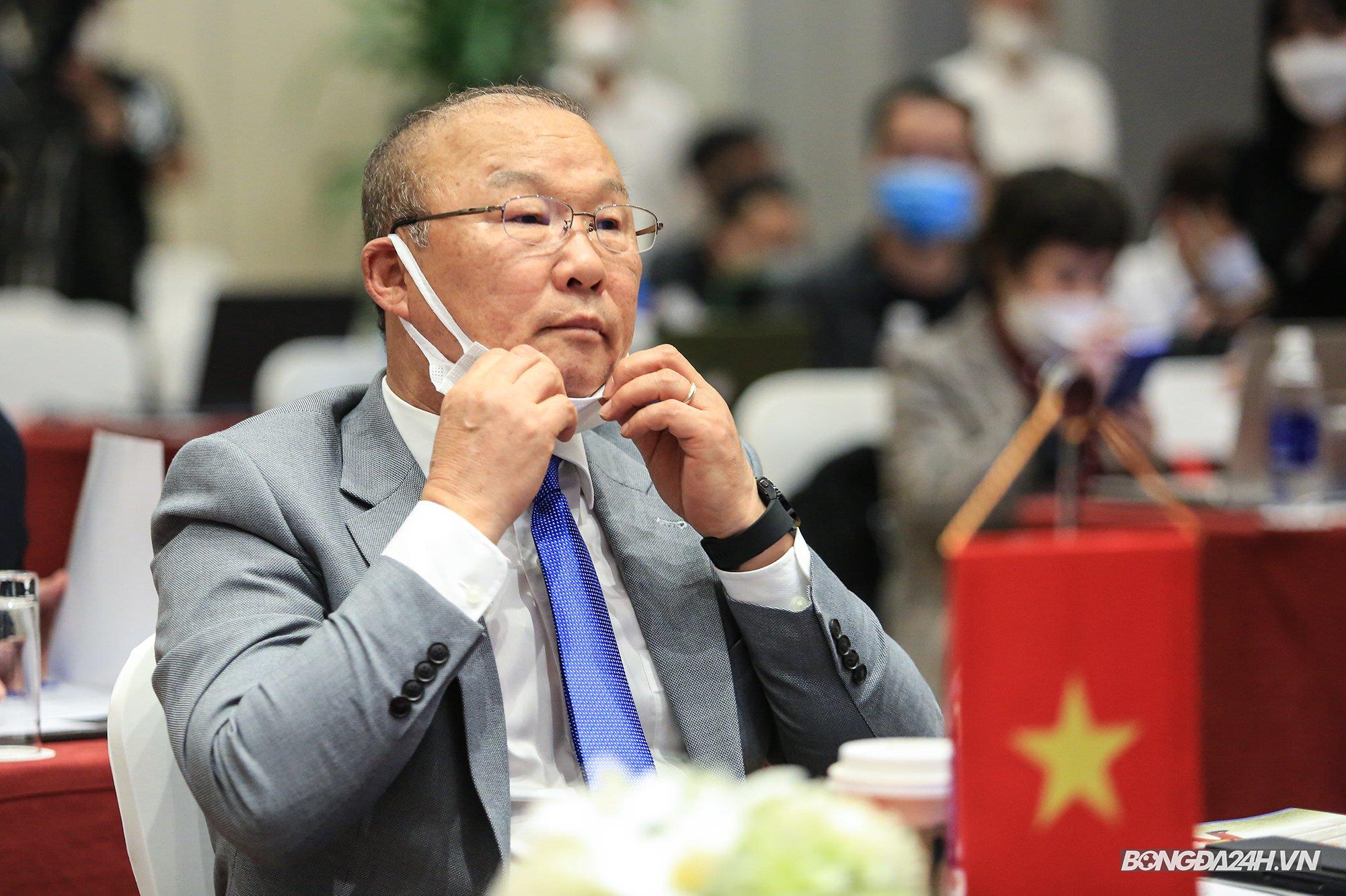 HLV Park Hang Seo thích Messi hơn Ronaldo 1 HLV Park Hang Seo thích Messi hơn Ronaldo 1