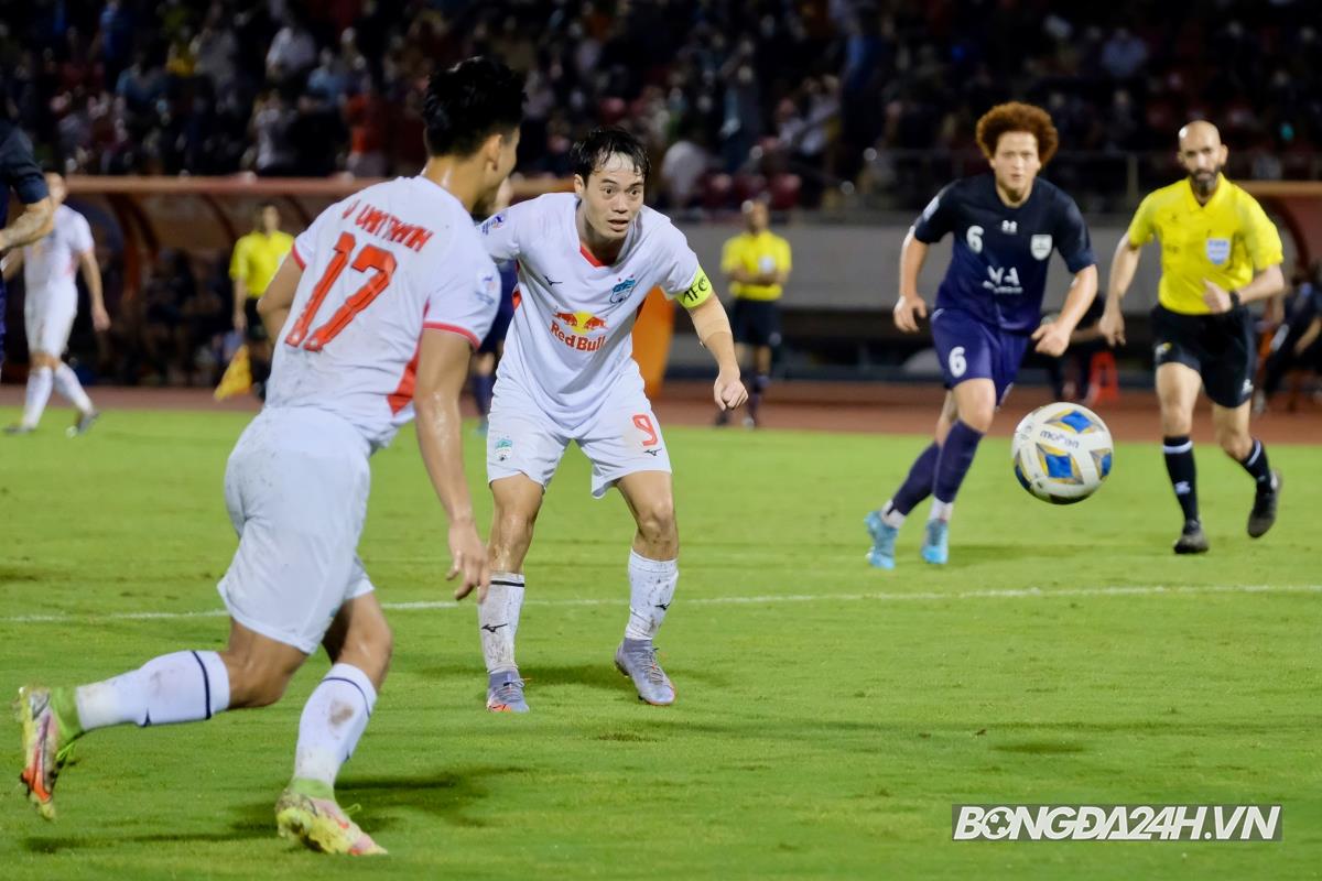 Văn Toàn vs Sydney 1/5