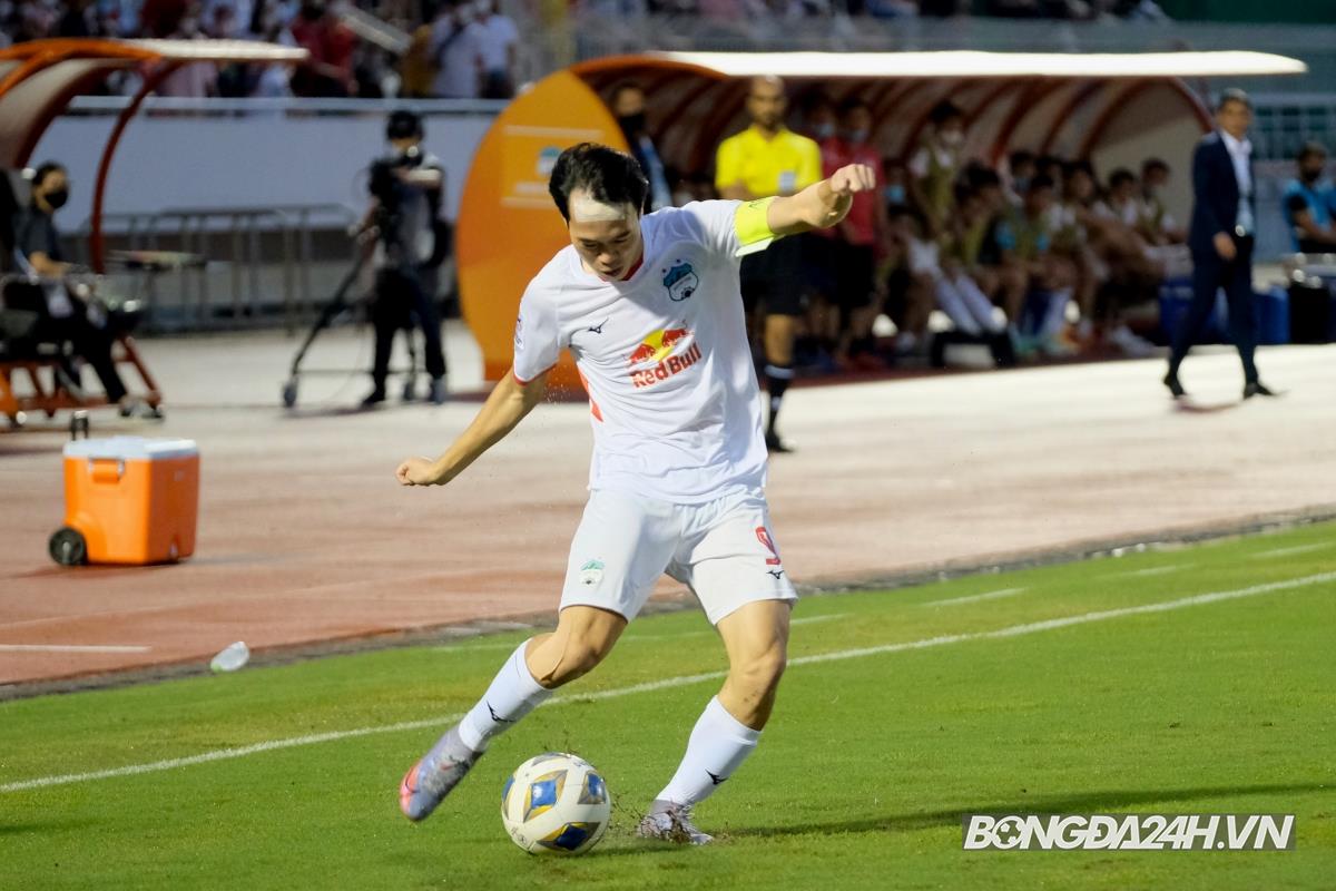 Văn Toàn vs Sydney 1/5