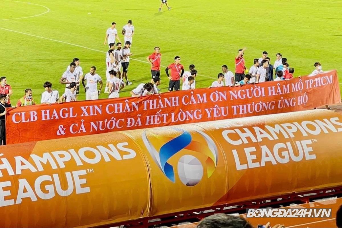 HAGL tri ân khán giả vs Sydney 11/5